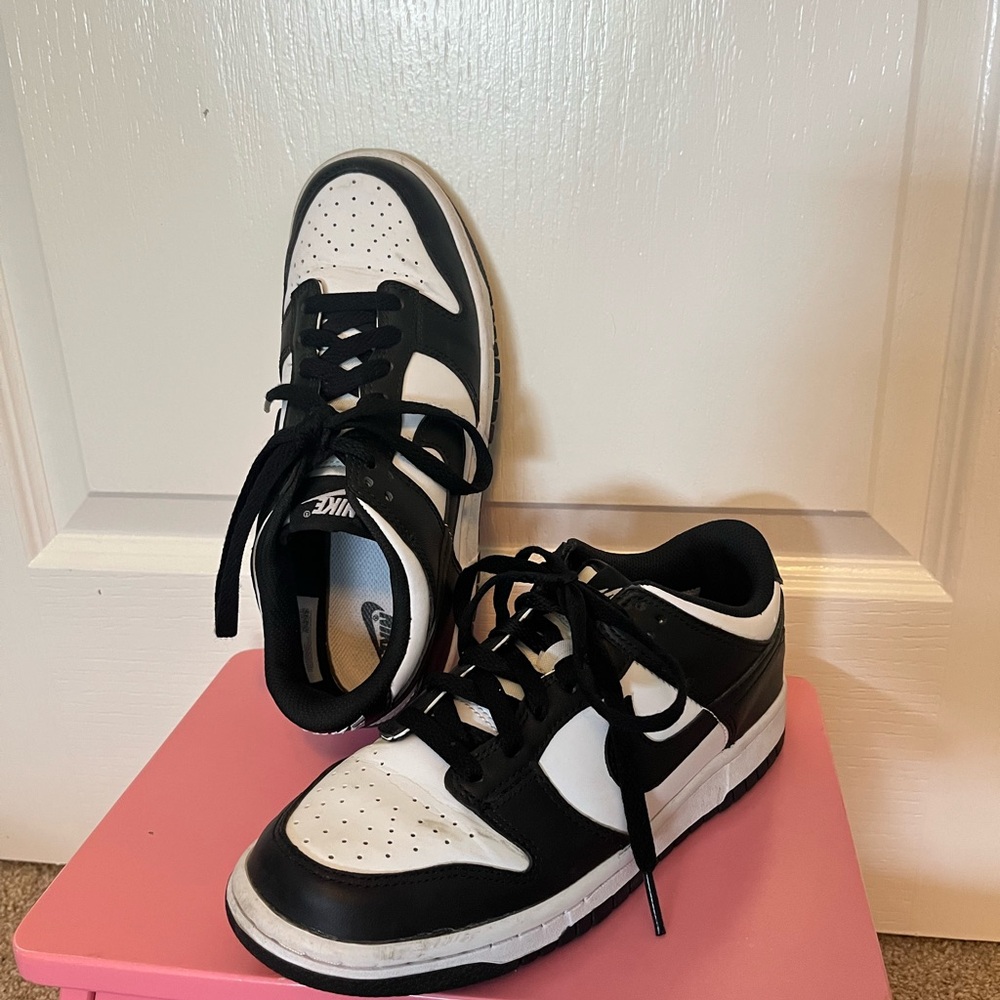 Nike Dunk Low Kids Black and White Sneakers